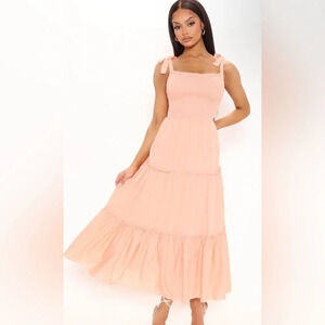 FASHION NOVA NWT Eden Maxi Dress in Coral Size Large